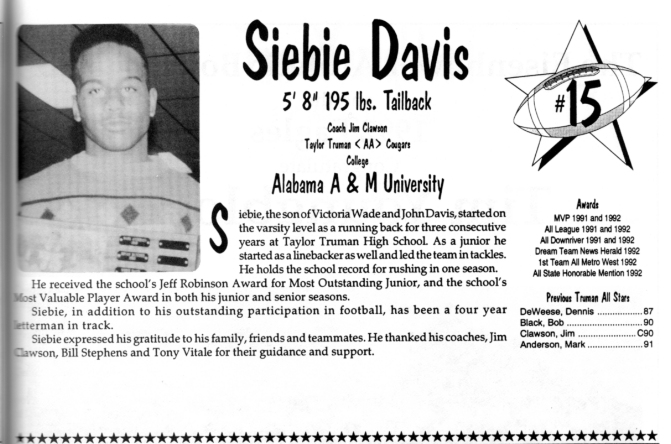 Davis, Siebie